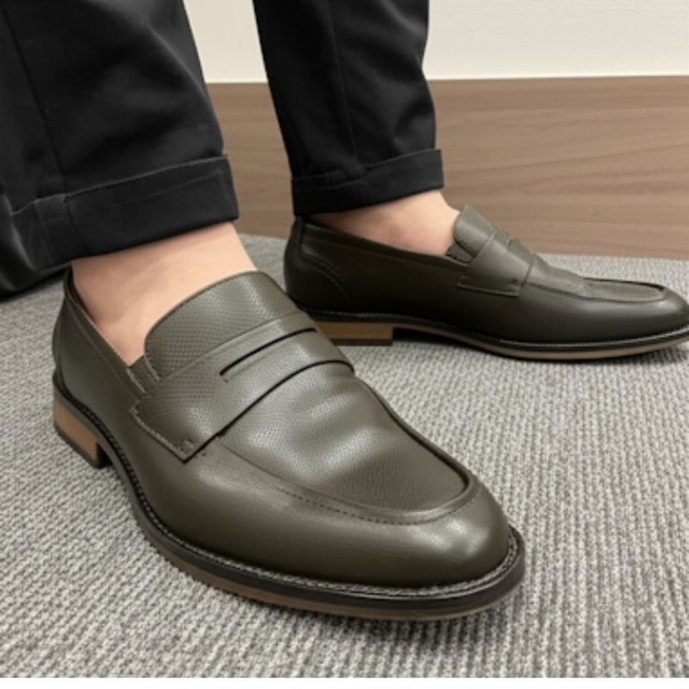 Bar 111 Beau Leather Upper Textured Penny Loafer Dark Olive Men's Sz 7M